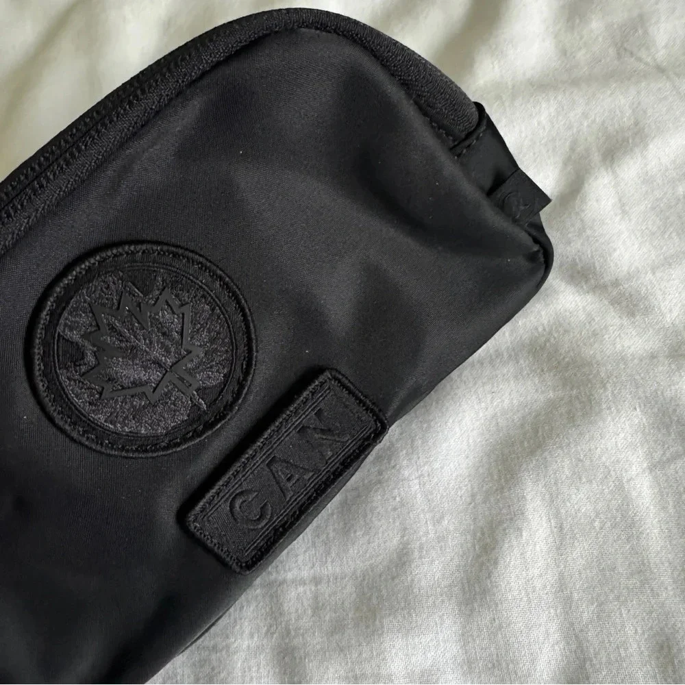 🆕🇨🇦 Lululemon Team Canada Future Legacy Mini Belt Bag Black